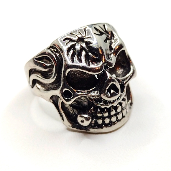 SKULL MEN’S BITE THE BULLET RING Free Shipping - Picture 5 of 15